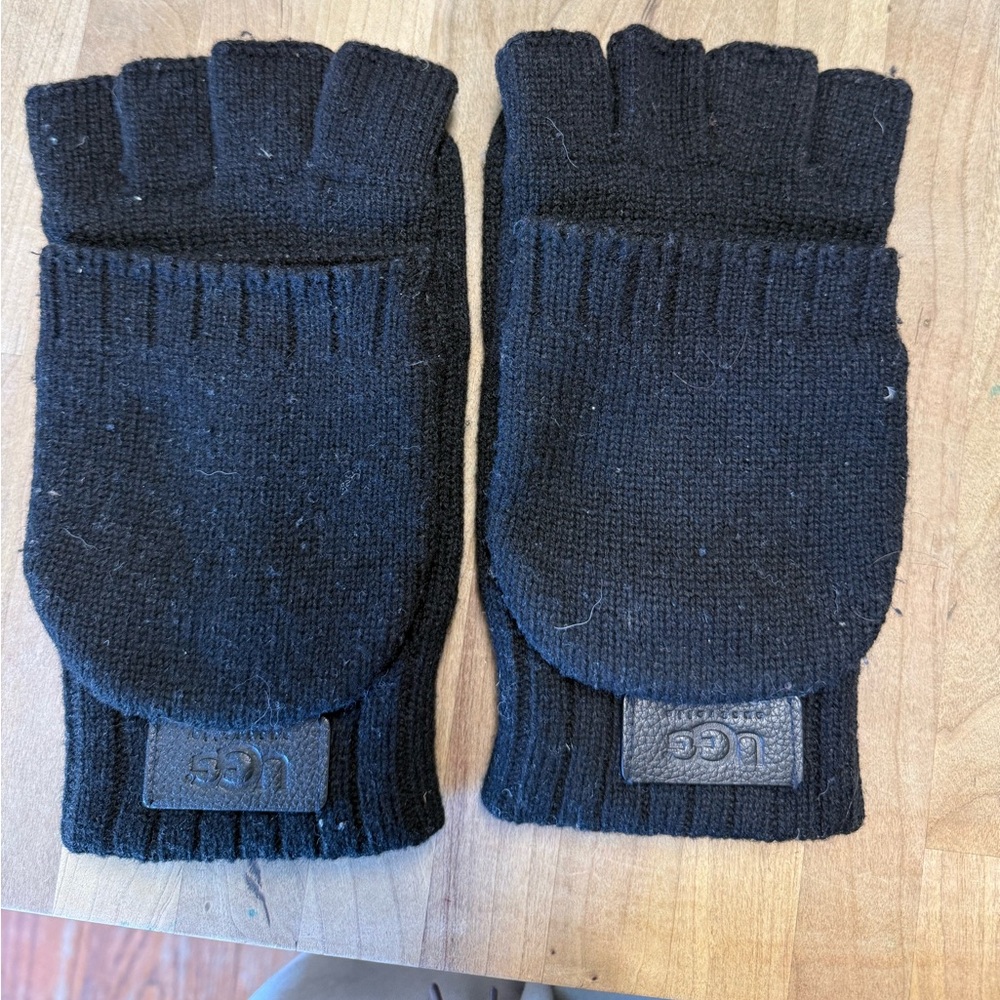 UGG Black Fingerless Gloves